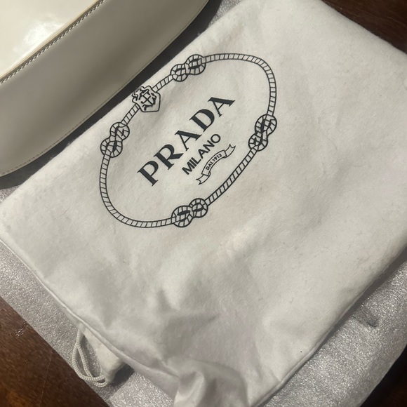 White Cleo Bag - Picture 5 of 7